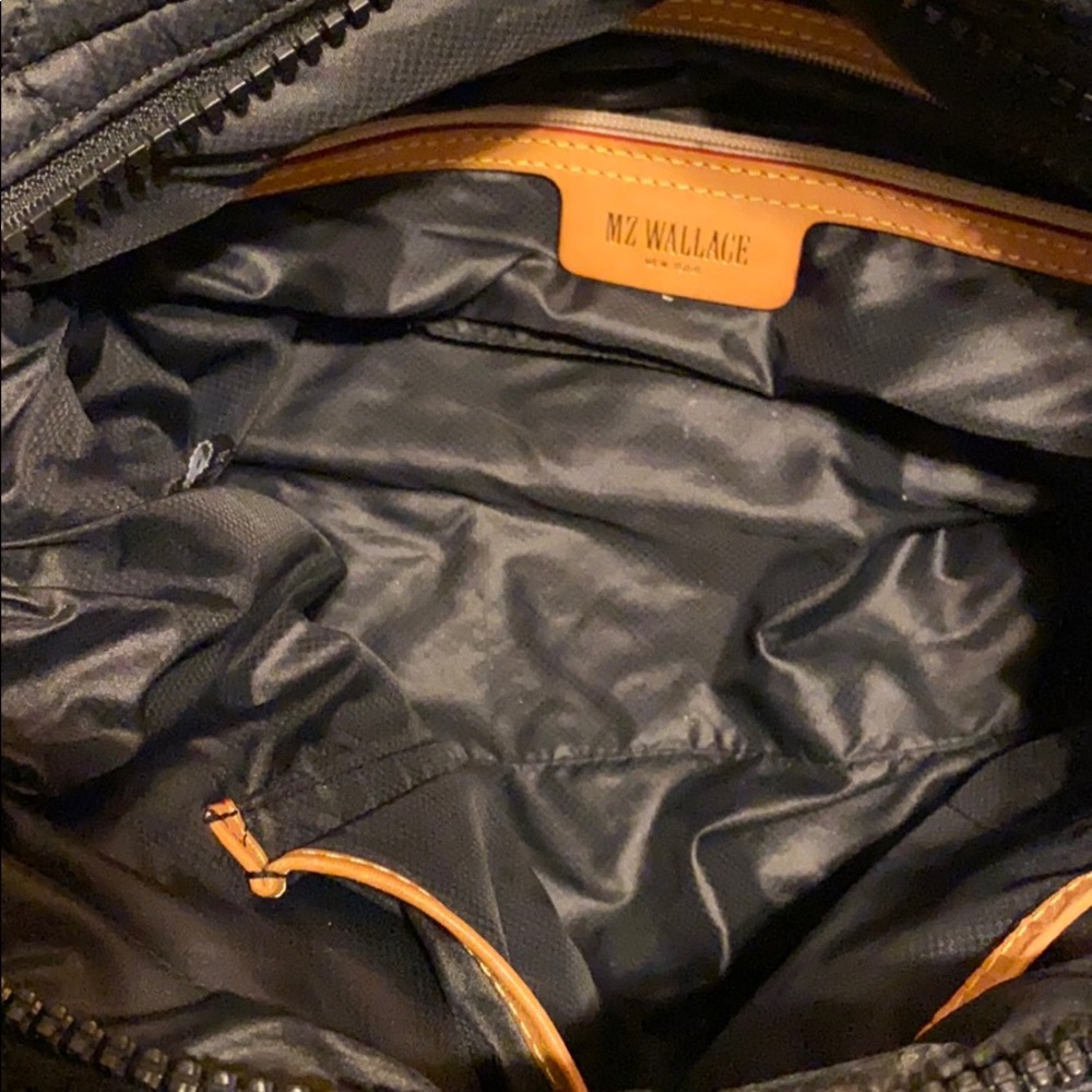 Small Sutton MZ Wallace Bag-great condition - Picture 6 of 7
